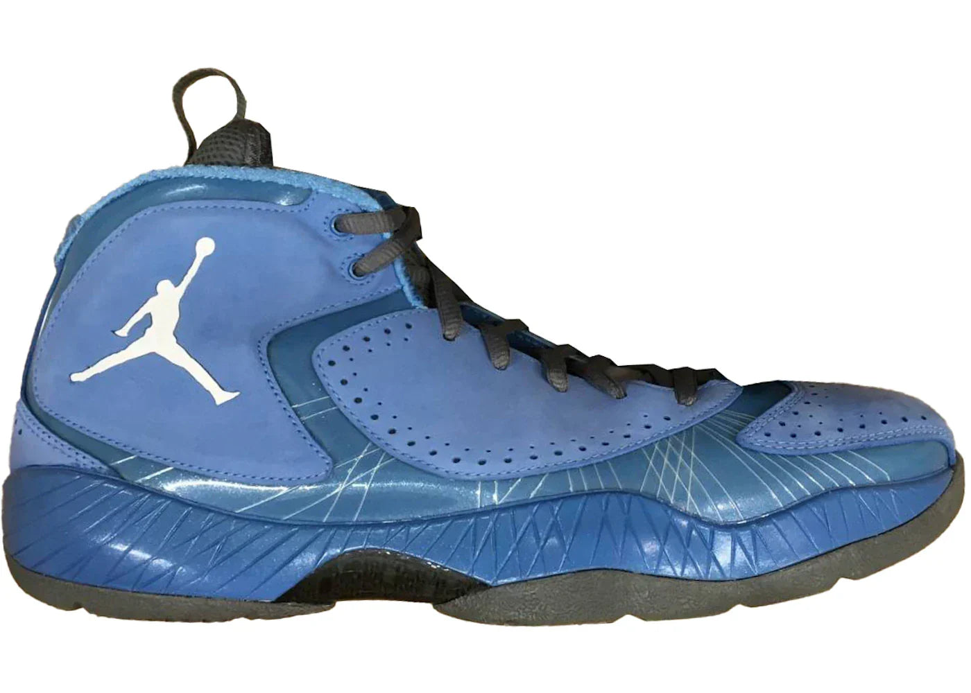 Air Jordan 2012 UNC